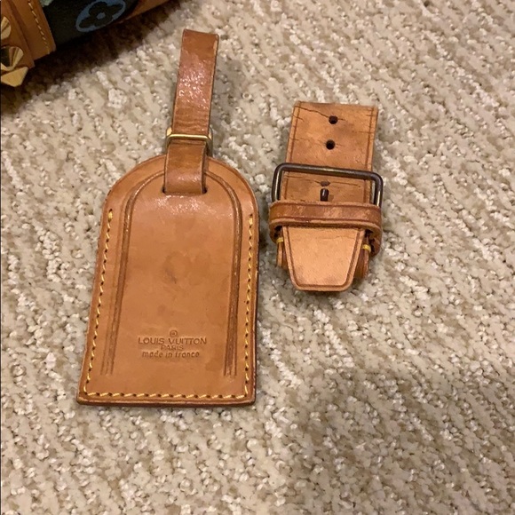 Louis Vuitton Accessories - Louis Vuitton Name Tag 🏷 Powanie Belt Set